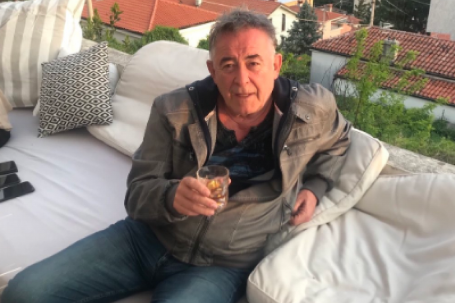 Raskošno ali SKLADNO: Ovako izgleda DOM Mime Karadžića, ČAROBAN pogled kroz prozor oduševiće svaku ŽENU