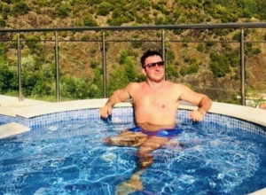 OVO JE SUDIJA KOJI JE NAREDIO HAPŠENJE BAKE IZ CG: Prate ga optužbe za nemoral, bahatost i prostituciju