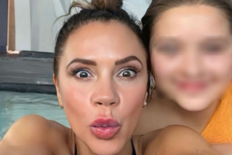 Ćerka Viktorije Bekam je ZGROŽENA njenim STAJLINGOM iz perioda "Spice Girls": Harper je vrlo NEGATIVNO reagovala, a evo šta joj je NEDOPUSTIVO