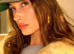 Hejli Biber nije TRUDNA, stomak joj se povećao zbog ove BOLESTI: "Veoma je BOLNO, osećam mučninu i emocionalno sam osetljiva"