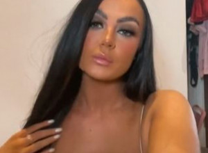 Stajling ove devojke je izazvao URNEBESNU reakciju OCA: "ISTRAUMIRAN je i ŠOKIRAN, sramota ga je"