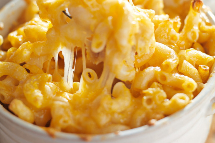 Napravite NAJKREMASTIJE makarone sa sirom: Caka je u OVOM jednostavnom dodatku, oduševićete se koliko su UKUSNIJE!