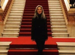 Ova 71-godišnjakinja osvaja svet mode: Sada je otkrila tajnu svoje lepote, MAGIJA je u ovom čaju