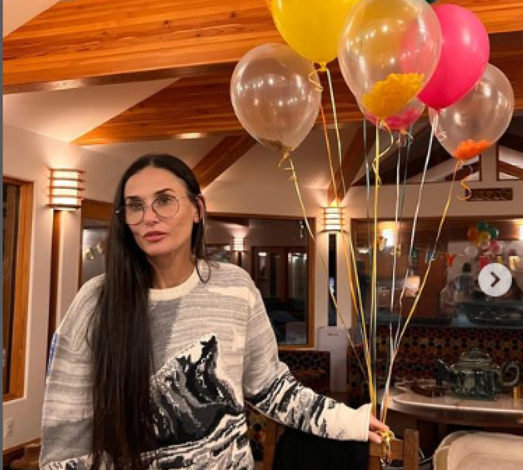 Demi Mur je GLUMICA sa NAJSAVRŠENIJOM KOSOM: Ako želite da postignete takvu GUSTINU i SJAJ pratite ove savete