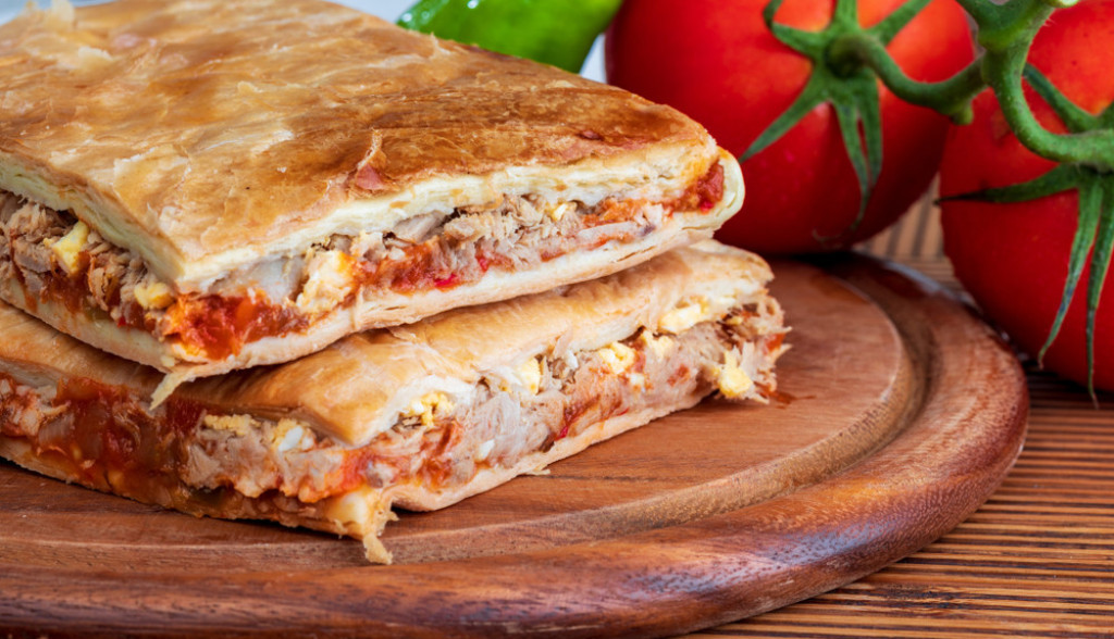 Španska PITA će postati OMILJENO jelo: Recept je takav da će ga i deca obožavati