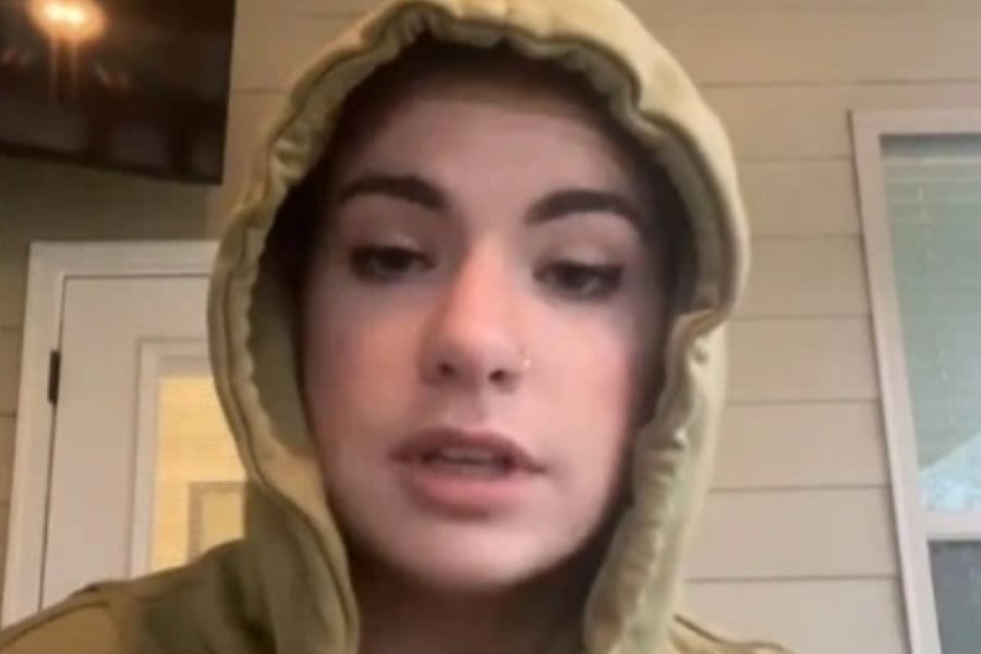 Naterali su je da se PORAĐA, iako nije bila trudna: Ovaj hormonski poremećaj je ostavio javnost u ŠOKU