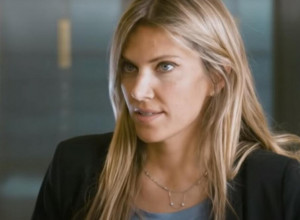 POTPREDSEDNICA EVROPSKOG PARLAMENTA UHAPŠENA ZBOG KORUPCIJE: Lepa Eva Kaili osumnjičena za primanje mita u vezi Svetskog prvenstva