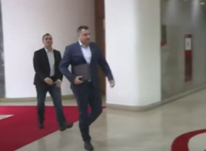 BiH: Ministar za ljudska prava i izbeglice u Savetu ministara Miloš Lučić podneo ostavku