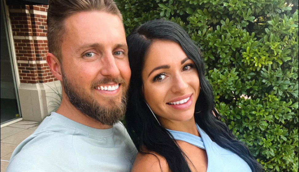 Prisustvovao je POROĐAJU supruge, a onda je OVO napisao: Internet je EKSPODIRAO, muškarcima je poručio samo jedno