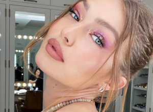 Džidži Hadid nam je pokazala kako nositi SUKNJE preko zime: Možete ih kupiti za manje od 2.000 dinara i iskombinovati sa OVIM detaljima