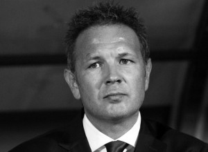 Medicinska sestra Irena bila je uz Sinišu Mihajlovića do POSLEDNJEG trenutka: Stavila je pored njegovog kreveta nešto SVETO