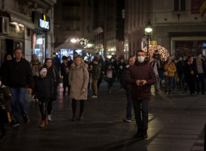 Pitali smo muškarce šta bi voleli da dobiju od partnerke za Novu godinu? Odgovori su nas IZNENADILI, nijedan nije poželeo parfem ili komad garderobe