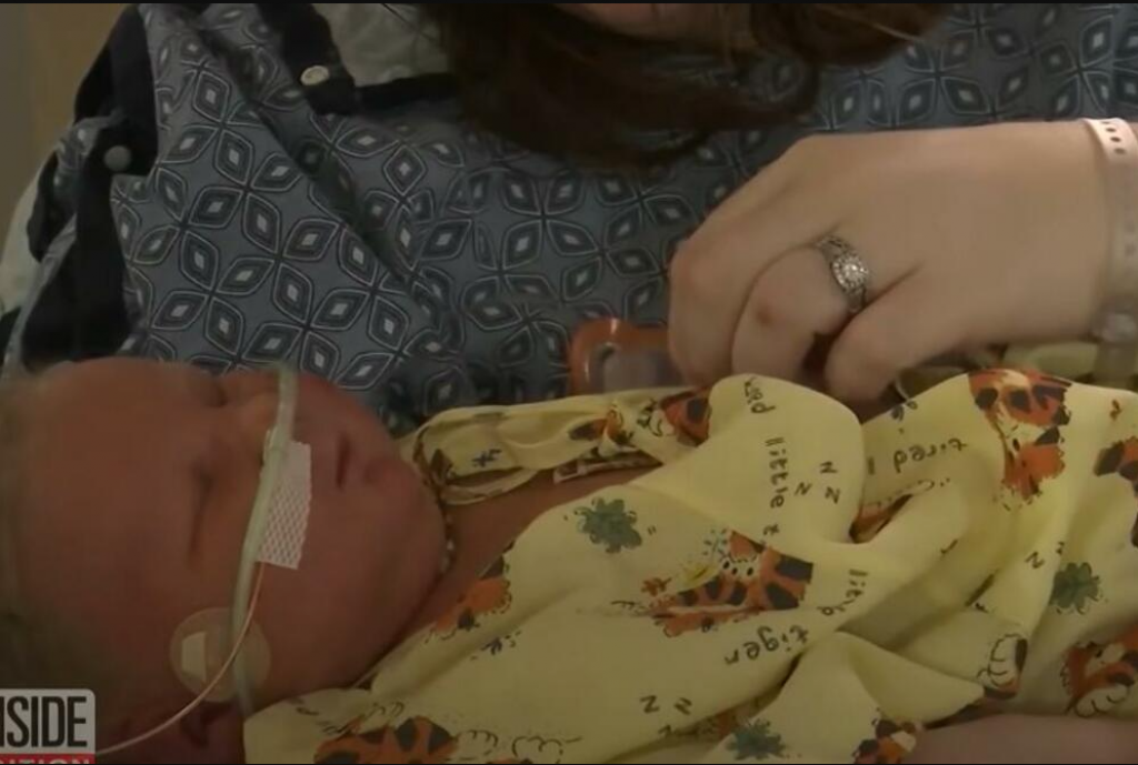 Ovako danas izgleda NAJVEĆA beba na svetu: Rodio se sa SEDAM kilograma, danas ima 40 godina i nosi nadimak "Džin"