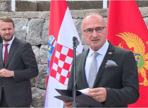 SKANDALOZNA IZJAVA HRVATSKOG MINISTRA: „Ustaški pozdrav zabranjen, ali i nije“