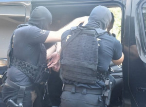 POLICAJAC OSUMNJIČEN DA JE DEO "KAVČANA" Odao ga "SKY": Europol poslao nove transkripte razgovora