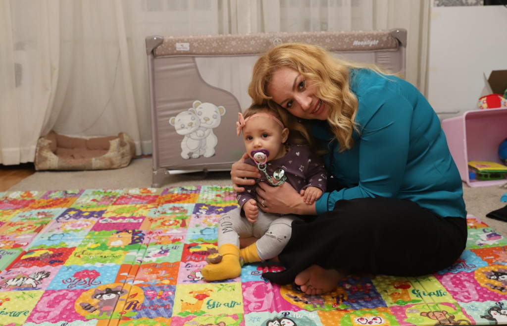 Naj mama Srbije: Sandra Jovanović posle 17 godina borbe i 14 vantelesnih oplodnji u rukama drži ćerku Ljubicu
