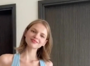 Nina je u OSMOM mesecu trudnoće, ali to retko ko može da primeti: Ljudi ostaju u šoku kad se okrene sa strane