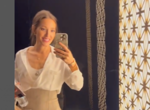 "Ti si SAVRŠENSTVO, prosto zračiš": Retko imamo priliku da Jelenu Đoković vidimo kompletno našminkanu, ovaj put nas je oborila s nogu (FOTO)