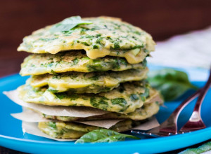 Napravite palačinke od spanaća i sira: Recept za ukusne slane palačinke od povrća