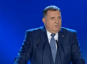 DODIK: Pod himnom Srpske niko nije stradao, a uz povike "Alahu egber" hiljade ljudi
