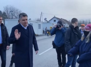 HRVATSKI PREDSEDNIK ZORAN MILANOVIĆ PROMENIO "PLOČU": Ublažio izjavu o "otetom Kosovu"