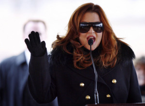 Drama ne janjava: Ćerke bliznakinje Lize Mari Prisli ne žele da uđu u kuću u kojoj je ona umrla