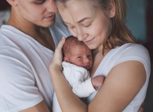 Porodila se sama u toaletu svoje kuće: "Sve se brzo odigrala i sama sam prihvatila bebu, ali to nije ono što me je najviše iznenadilo"