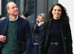 Kejt Midlton nosi HIT karirani kaput: Savršeno se kombinuje uz HALJINE i biće najtraženiji model ovog proleća