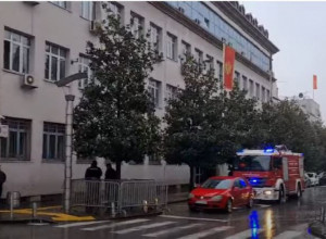 Veljić otkazao punomoćje advokatima: Optužio Lazovića i Spičanovića za nestanak cigareta