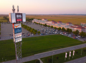 Požurite u BIG Fashion Outlet u Inđiji: Počelo je finalno outlet SNIŽENJE i traje do kraja februara!