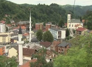 SREBRENICA DA BUDE DISTRIKT KAO BRČKO?! Žestoka reakcija u RS na SRAMNU izjavu Ćamila Durakovića