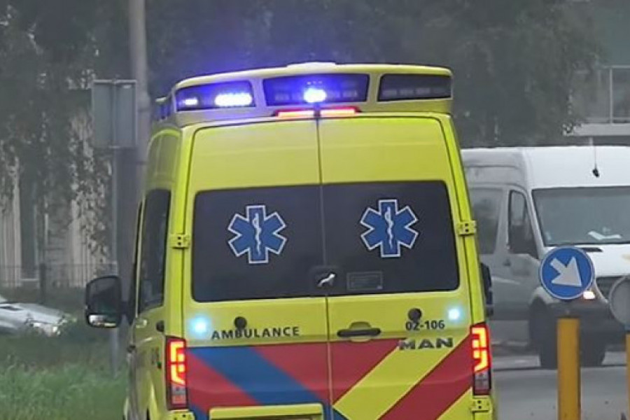 15 MATURANATA POVREĐENO KADA SE PREVRNUO TRAKTOR U KOM SU SLAVILI! Dvoje od njih čeka operacija! (FOTO)