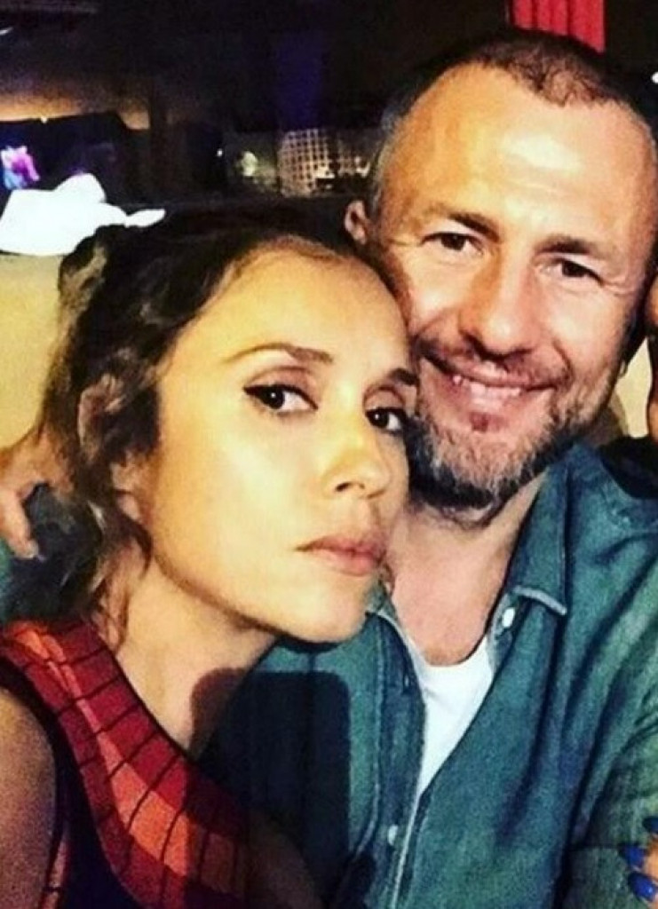 Ćerka Sandre Meljičenko je prava lepotica: Tara je ista MAMA, na Nedelji mode u Parizu, svi su gledali u naslednicu bivše Modelsice