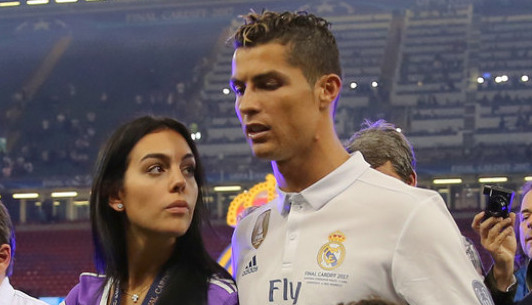 Ronaldo čestitao Georgini DAN ZALJUBLJENIH: Njegove reči su RAZNEŽILE sve, a fotografija već niže milione lajkova!