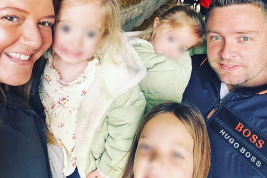 "Bliznakinje od STAKLA" se rodile sa po 15 polomljenih kostiju: Lekari su im dali NULA šense da prežive, najslabiji KAŠALJ ih lomi!