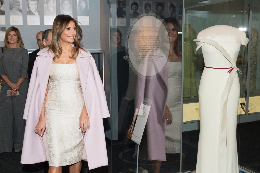 Nije bila zla, ali predugo je okružena Trampovom porodicom: Bivša portparolka otkriva šokantne detalje o Melaniji i njenom odnosu sa Donaldom
