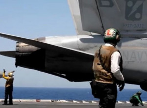 NATO DEMONSTRACIJA MOĆI U JADRANU: Na američkom nosaču 90 letelica, poslali i nuklearnu podmornicu sa Tomahavk projektilima (FOTO/VIDEO)