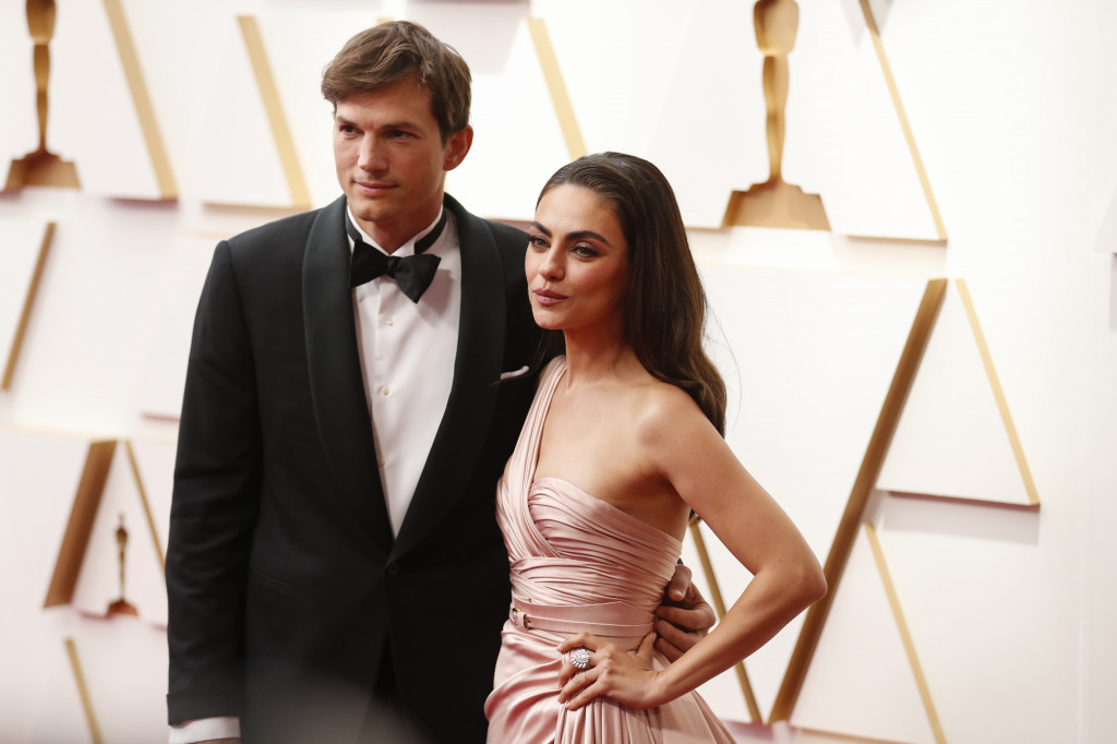 Ešton Kučer pati od veoma RETKE bolesti: "Srećan sam što sam uopšte živ"