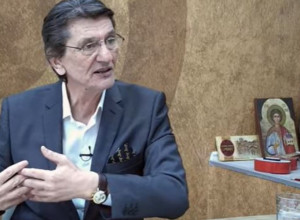 ILI ANDRIJA ILI CIRCULUS VITIOSUS Ercegović: Mandićeva grupacija se otvoreno bori za poštovanje suštinskih nacionalnih, gradjanskih i ljudskih prava jednako za sve