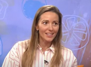 Ako je Kejt Midlton kraljica mode, onda je naša Jelena princeza stila: Graciozno, damski i OTMENO, ovakva haljina stoji SVAKOJ ŽENI