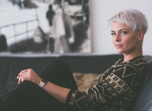 Prava dama: 10 navika koje vas izdvajaju iz mase nekulturnih žena