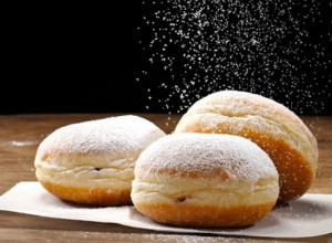 Krofne vam upiju previše ulja? U testo uvek stavite kašiku 1 sastojka i biće lepše i mekše nego ikad