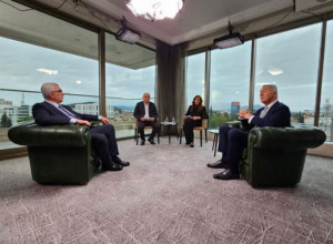 DA LI JE OVO ODBILO ĐUKANOVIĆEVE GLASAČE? Pavićević tvrdi: Mandić je najbliže predsedničkom mestu