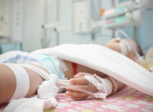 U 4 ujutru probudio me vrisak deteta: Zatekla sam ga u kupatilu, gušio se, a sve zbog predmeta koji pogrešno koristimo