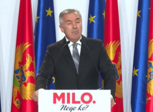 DEBAKL ĐUKANOVIĆA: Ostao bez 60.000 glasova, fijasko doživeo i u Podgorici (FOTO)