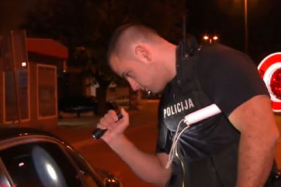 POLICAJCI SRPSKE SE "NAORUŽAVAJU" POS TERMINALIMA? Žele "olakšati muke" vozačima