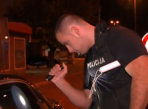 ŠEST POTERNICA ZBOG ŠVERCA KOKAINA: Raspisana nacionalna potraga za odbeglim policajcima