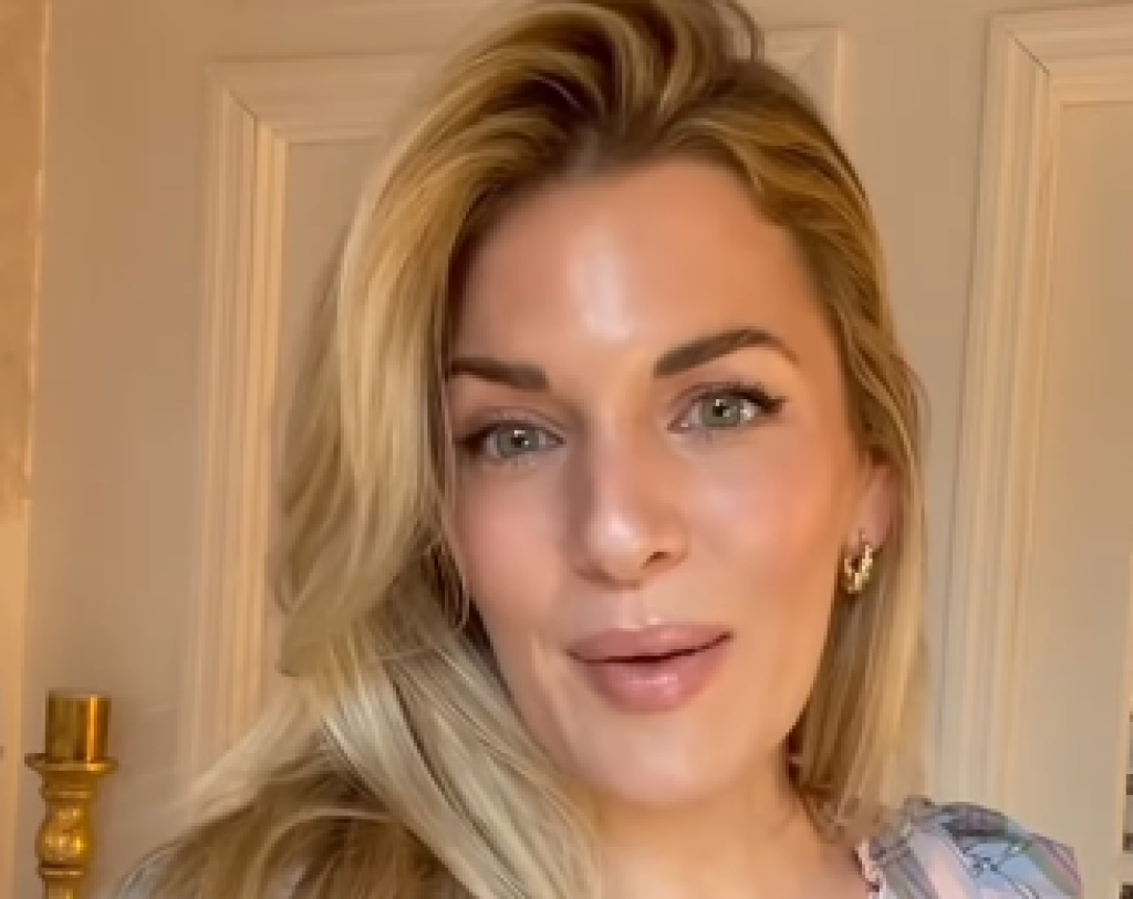 Influenserka (37) sama otišla na medeni mesec: "Roditelji su mi rekli da iskusim sve i dobro se zabavim"