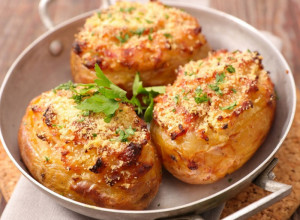 Ispecite KROMPIR za manje od 10 minuta u mikrotalastnoj: Evo šta je potrebno da uradite