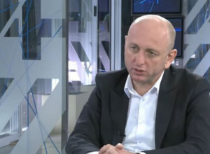 NEMA TOG AMBASADORA KOJI ĆE ME REĆI DA PRIZNAM KOSOVO Knežević jasan: U Srebrenici se nije desio genocid!